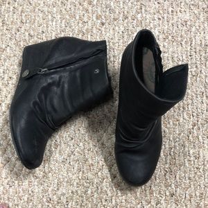 Black blowfish wedge boogie. Sz 10